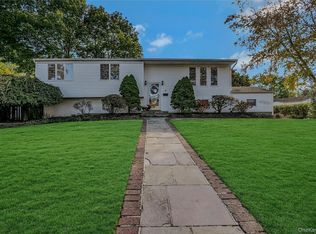 18 Pomper Dr, East Northport, NY 11731