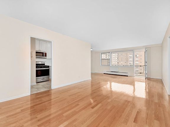 4th image of 5800 Arlington Ave APT 18W