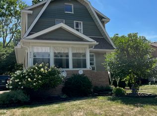 806 S Webber St, Urbana, IL 61801