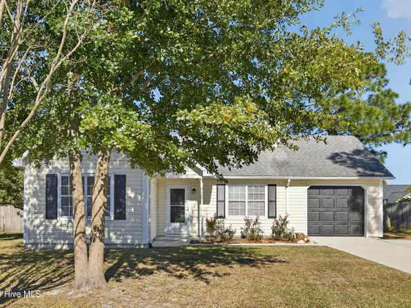 814 Bay Blossom Drive, Wilmington, NC 28411