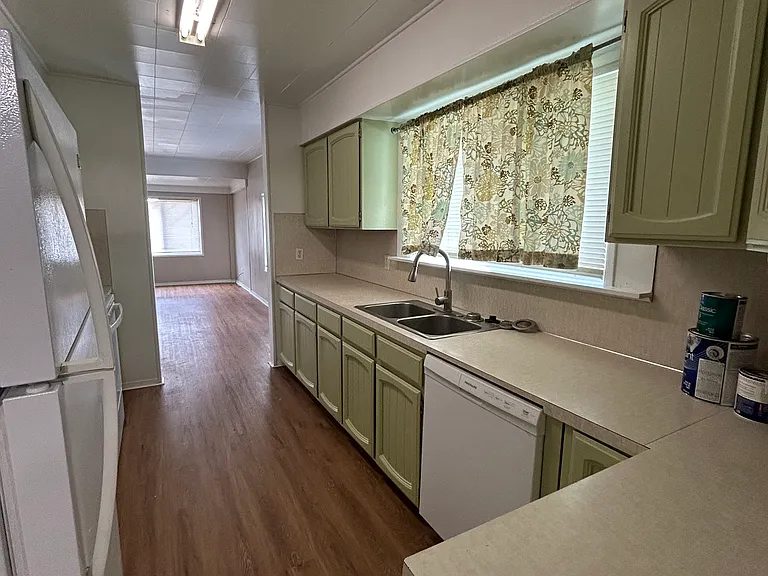 5024 SE Jetty Ave — Photo 3