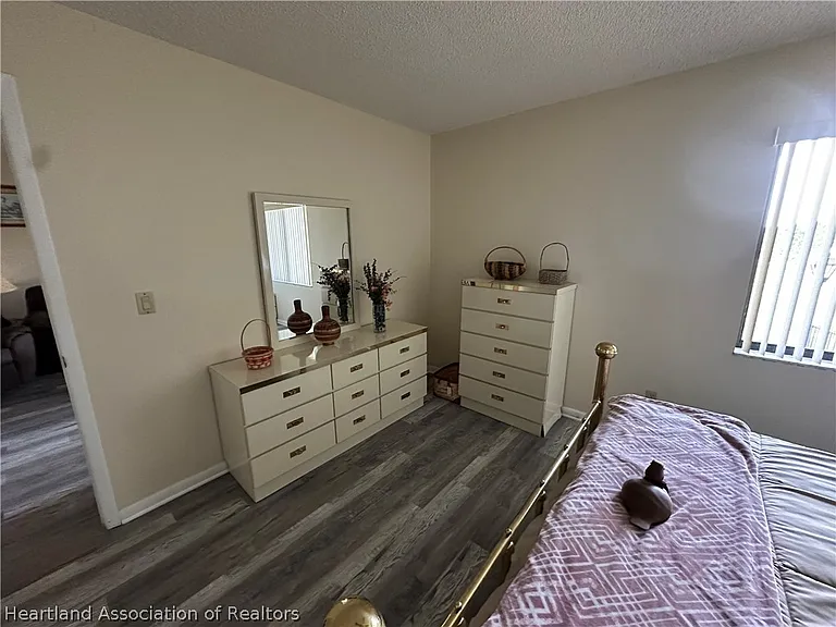 5528 Matanzas Dr — Photo 16