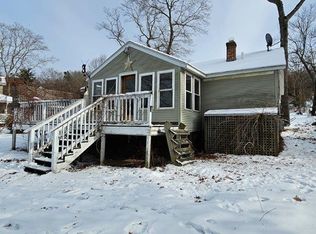 36 New Rd, Glocester, RI 02814