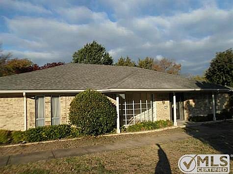 5th image of 1233 Hilltop Dr