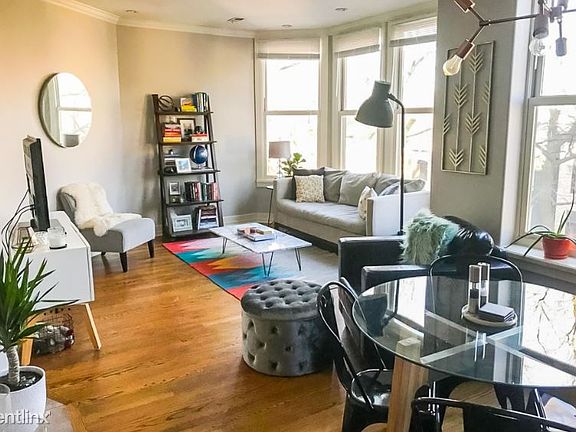 3rd image of 635 W Belden Ave APT 3