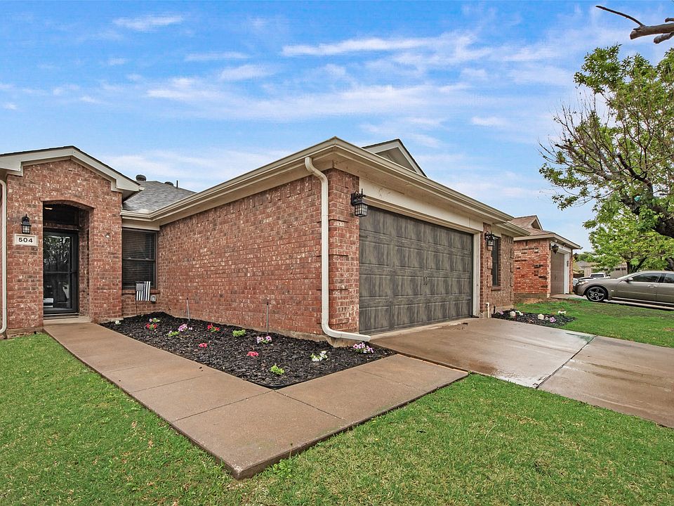 1st image of 504 Port Arthur Dr