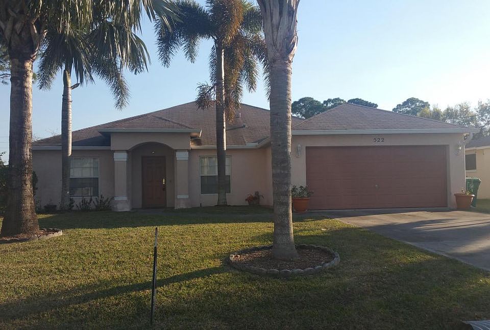 1st image of 522 SW Eyerly Ave
