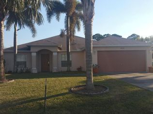 522 SW Eyerly Ave, Port Saint Lucie, FL 34983