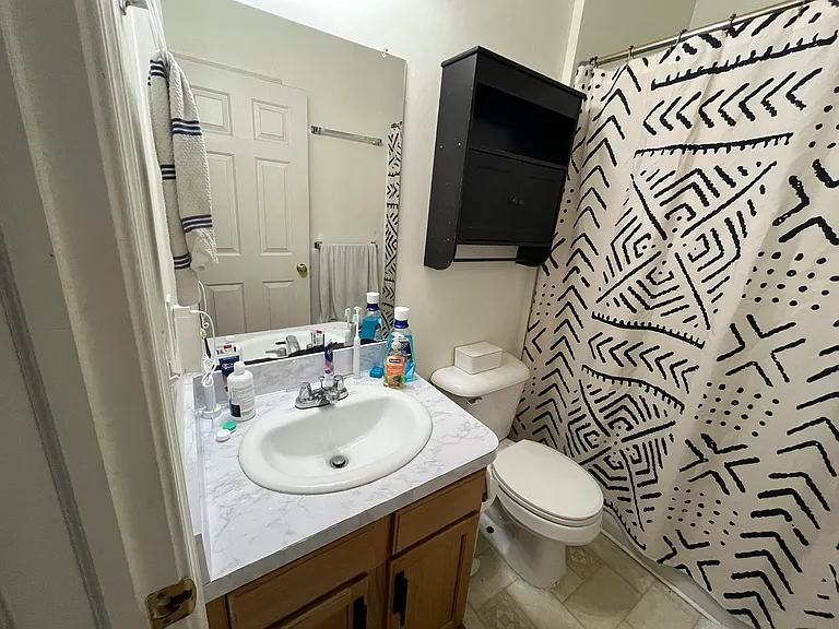 1021 Maiden Ln — Photo 24