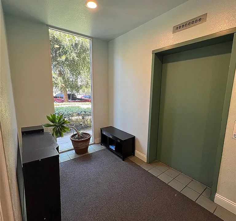 1st image of 640 W 4th St Unit 312