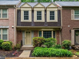 5661 Chelmsford Ct, Burke, VA 22015