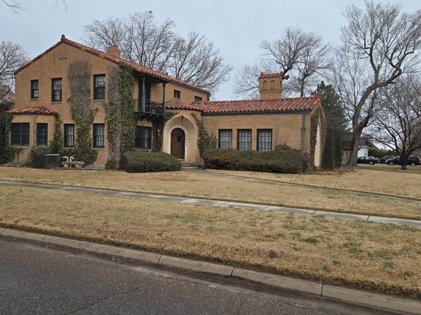305 W 7th St, Liberal, KS 67901