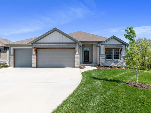 1724 NW 107th Ter, Kansas City, MO 64155