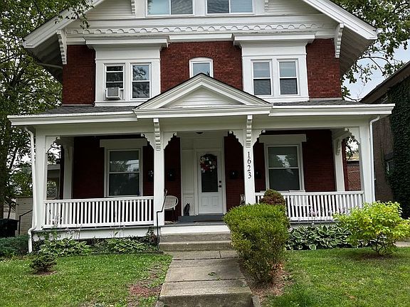 2nd image of 1623 Franklin Park S #5