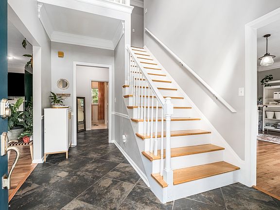 4th image of 6120 Stillmeadow Dr