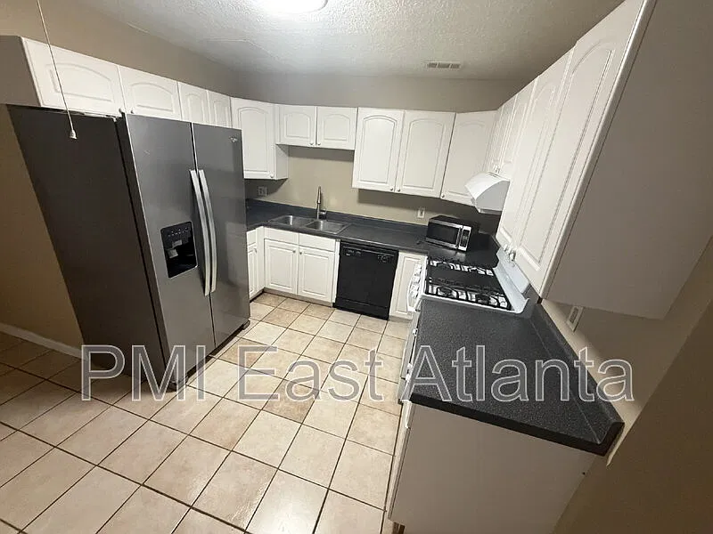 1 bed, 1.0 bath, 650 sqft, $1,475 — Photo 4