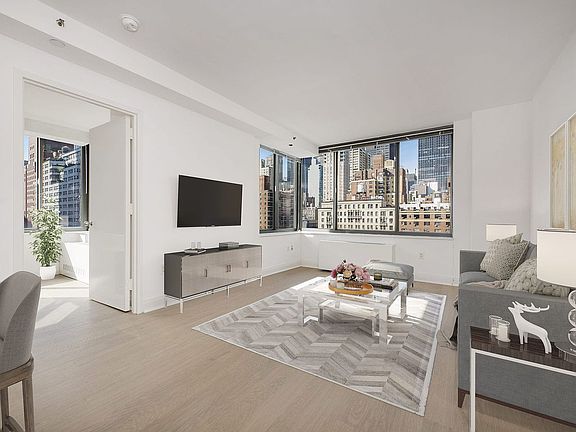 3rd image of 222 E 34th St APT 1723