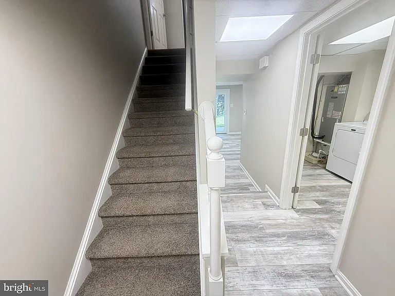 824 Appleseed Ct — Photo 30