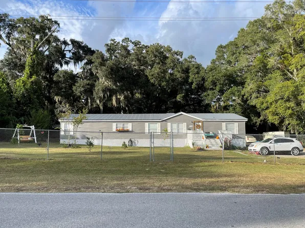 1108 NW 11th Ave, Chiefland, FL 32626