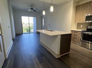 8850 NW 36th St #936, Miami, FL 33178