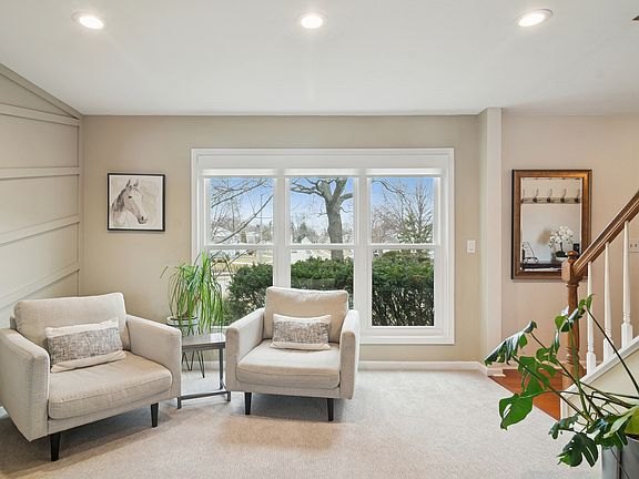 5th image of 481 Pheasant Ridge Rd