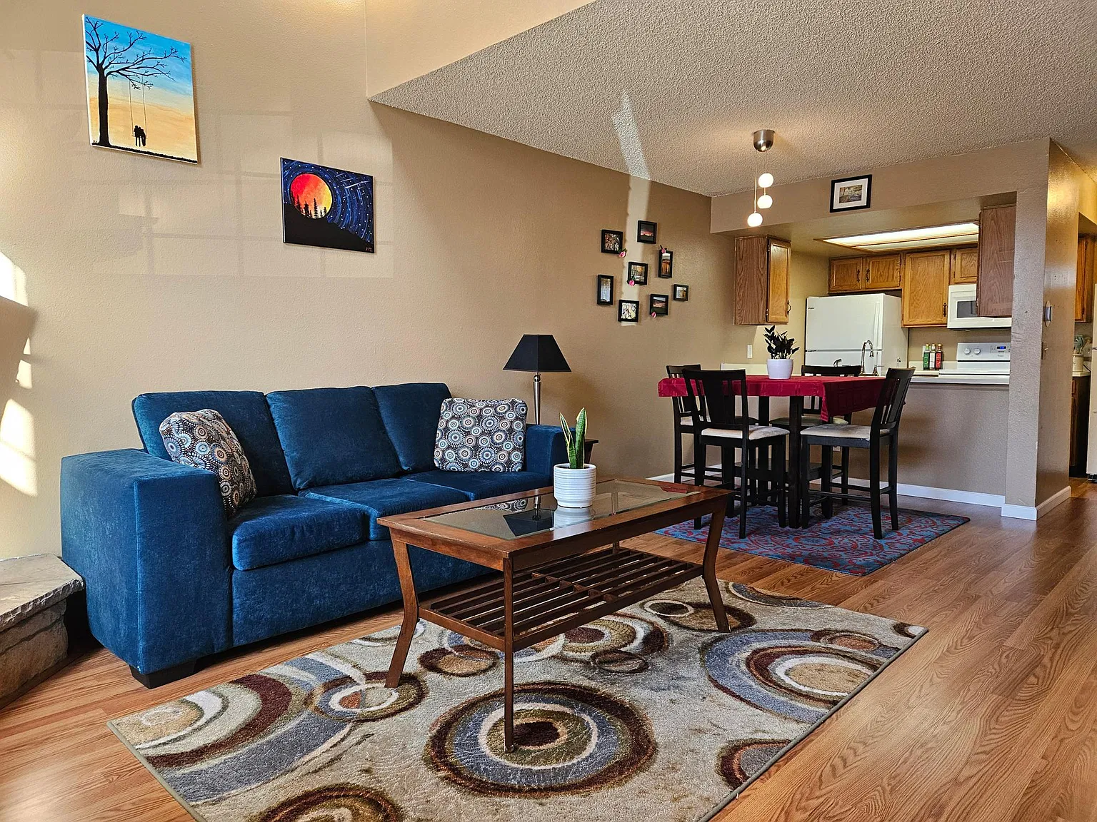 1 bed, 706 sqft, $1,600 — Photo 3