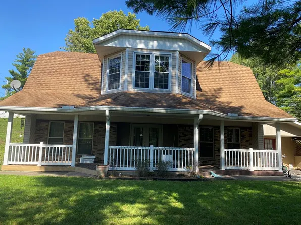 207 N 2nd St, Frankfort, OH 45628