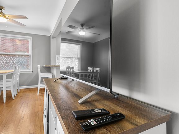 3rd image of 24756 Woodcroft Dr