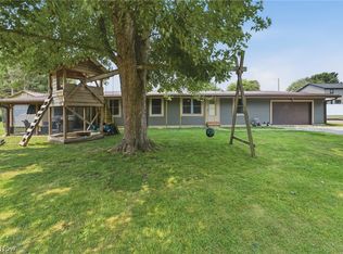 549 Mohican St NE, Brewster, OH 44613