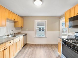 22 Ridgeway St #2, Quincy, MA 02170