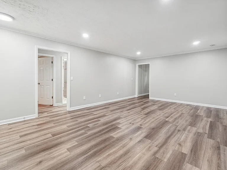 7880 Colquitt Rd — Photo 10