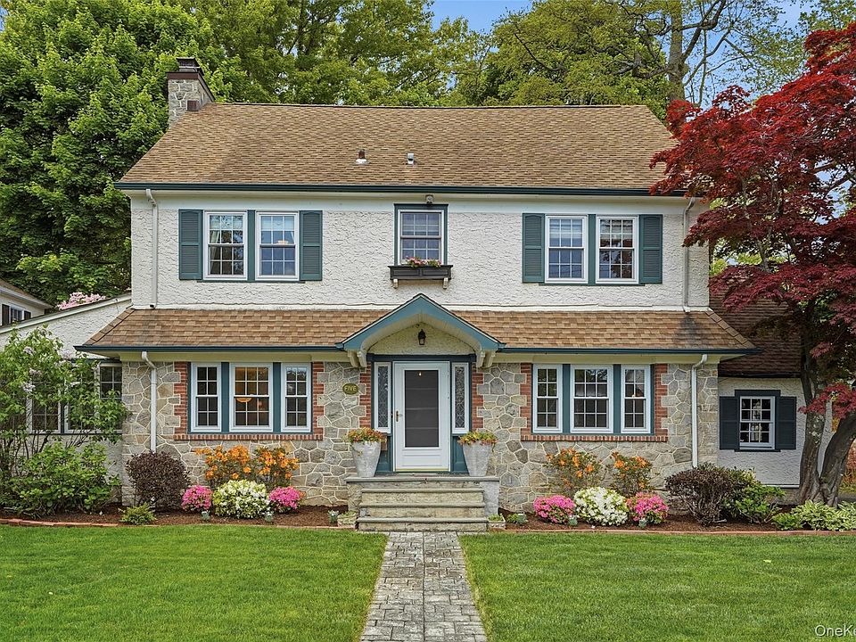 1st image of 5 Allendale Drive
