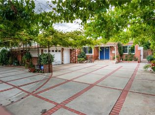 19033 Erwin St, Reseda, CA 91335
