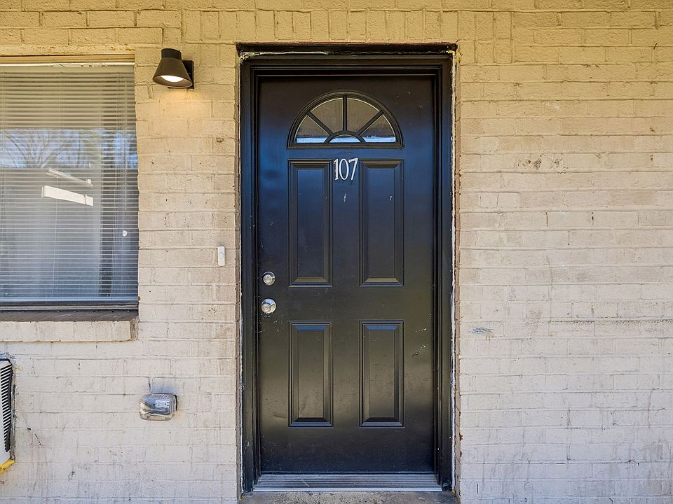 1st image of 550 Harding Pl APT F107