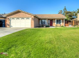 3923 Pescara St, Bakersfield, CA 93308