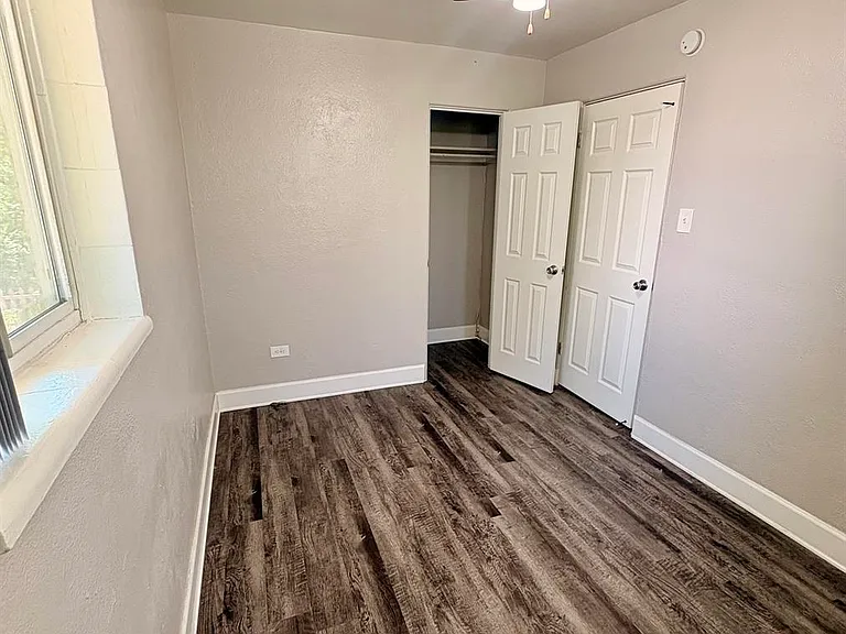 Emporia Street Apartments — Photo 22