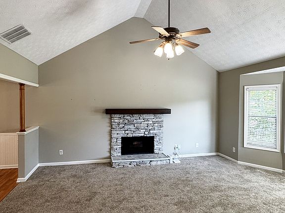 3rd image of 4056 Lenox Park Dr #A