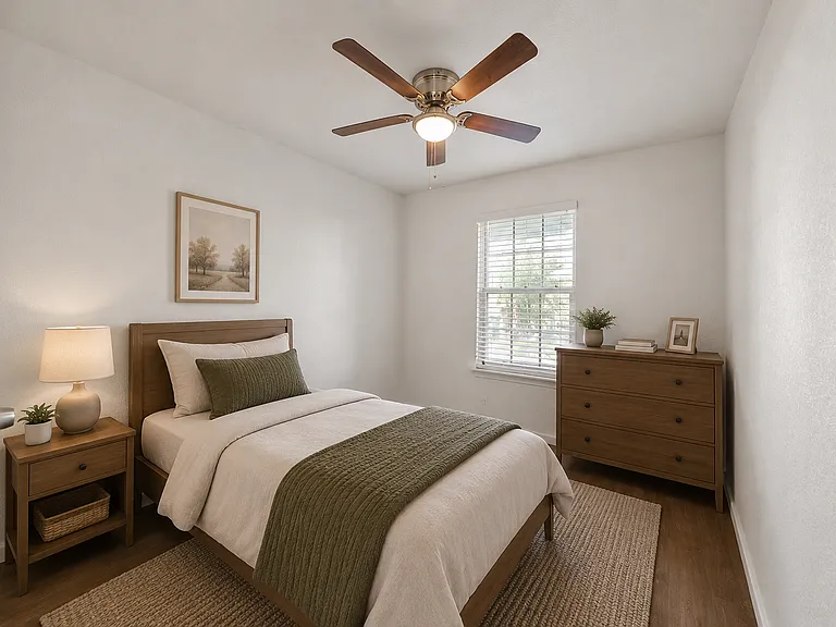 144 Alicia Ave — Photo 16