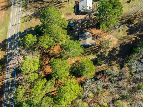 23684 Fm 227 E, Kennard, TX 75847