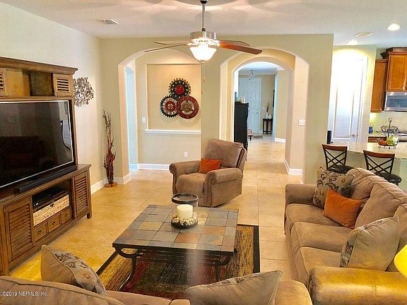 3rd image of 1272 Matengo Cir