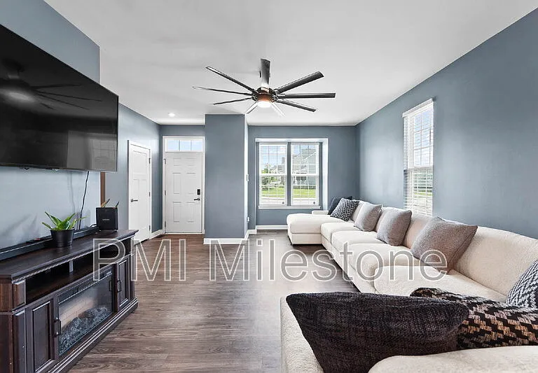367 Ontario Dr #FALLING WATERS — Photo 12