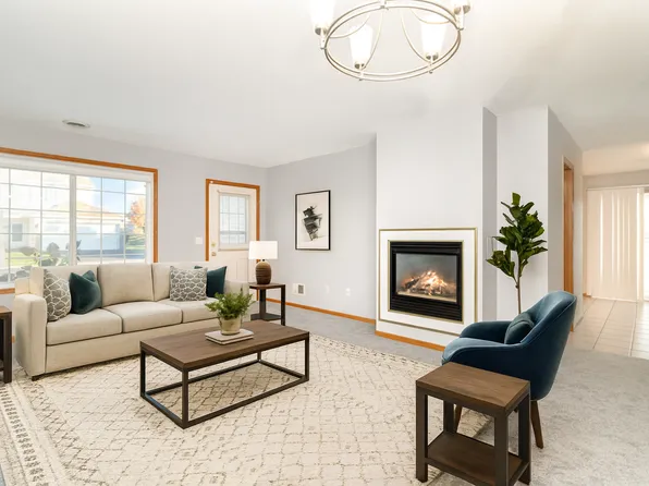 9477 Jewel Ln N, Maple Grove, MN 55311