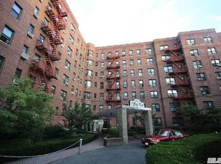 8401 Main St APT 209, Briarwood, NY 11435