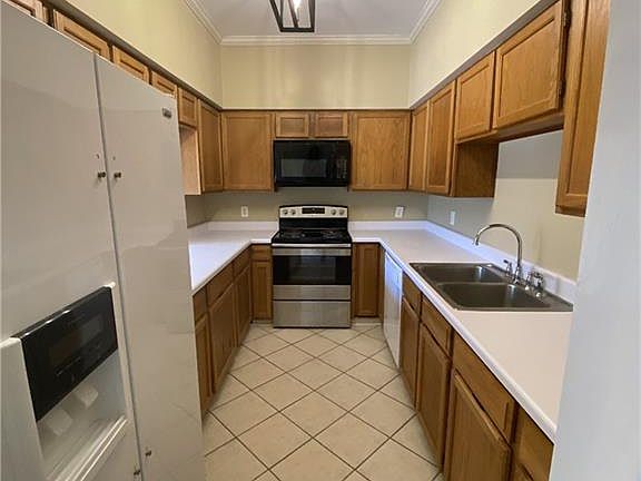 2nd image of 973 Bayou Trace Dr