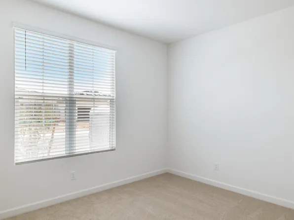 9975 N 176th Ave, Waddell, AZ 85355