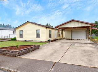 22045 Camellia Ave NE, Aurora, OR 97002