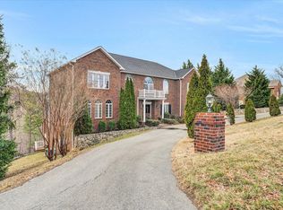 5308 Fox Ridge Rd, Roanoke, VA 24018