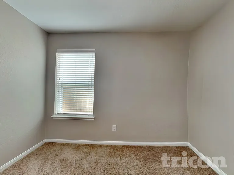 12318 Wavecrest Rd — Photo 12