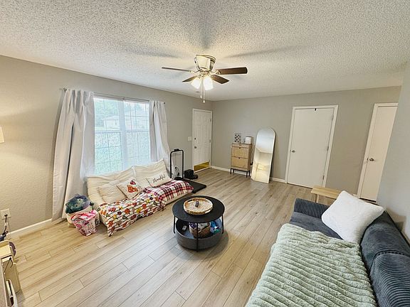 2nd image of 1505 W 8th Street Ter #B