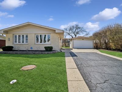 7713 Church St, Morton Grove, IL, 60053